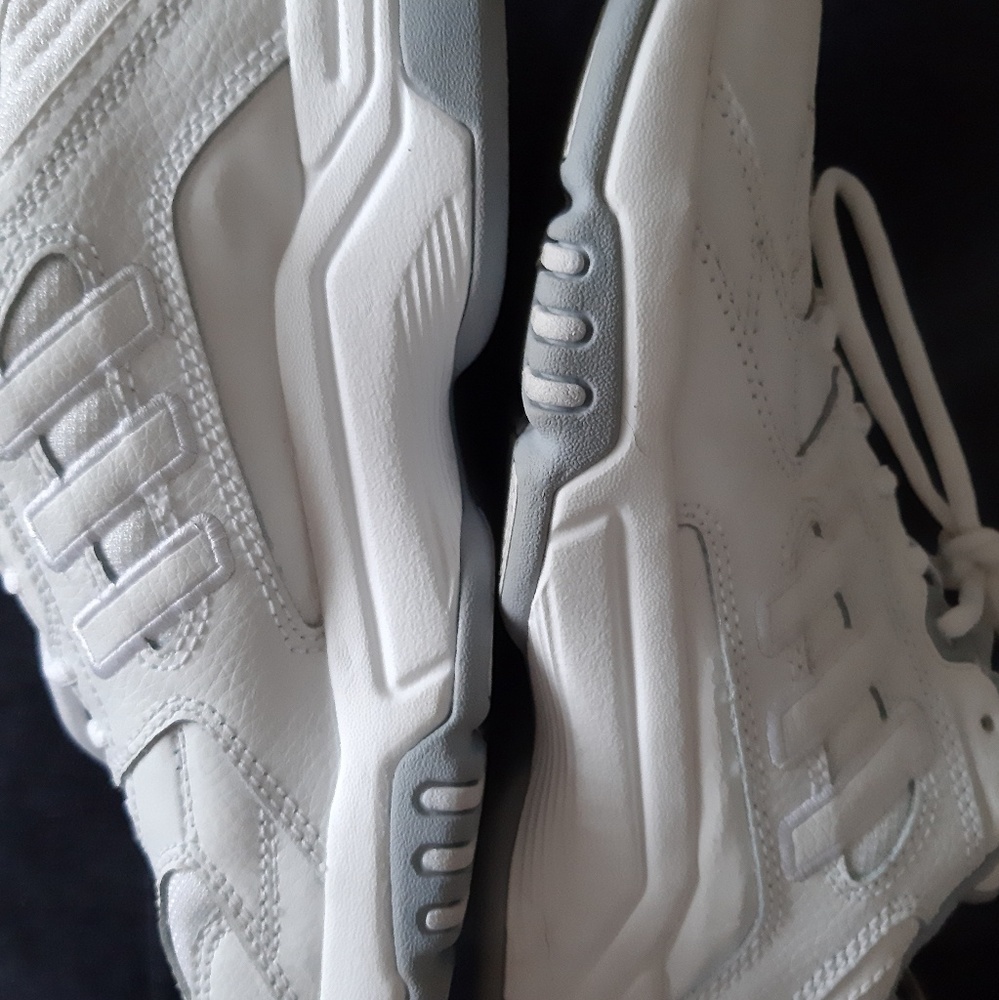 Addidas Sneakers